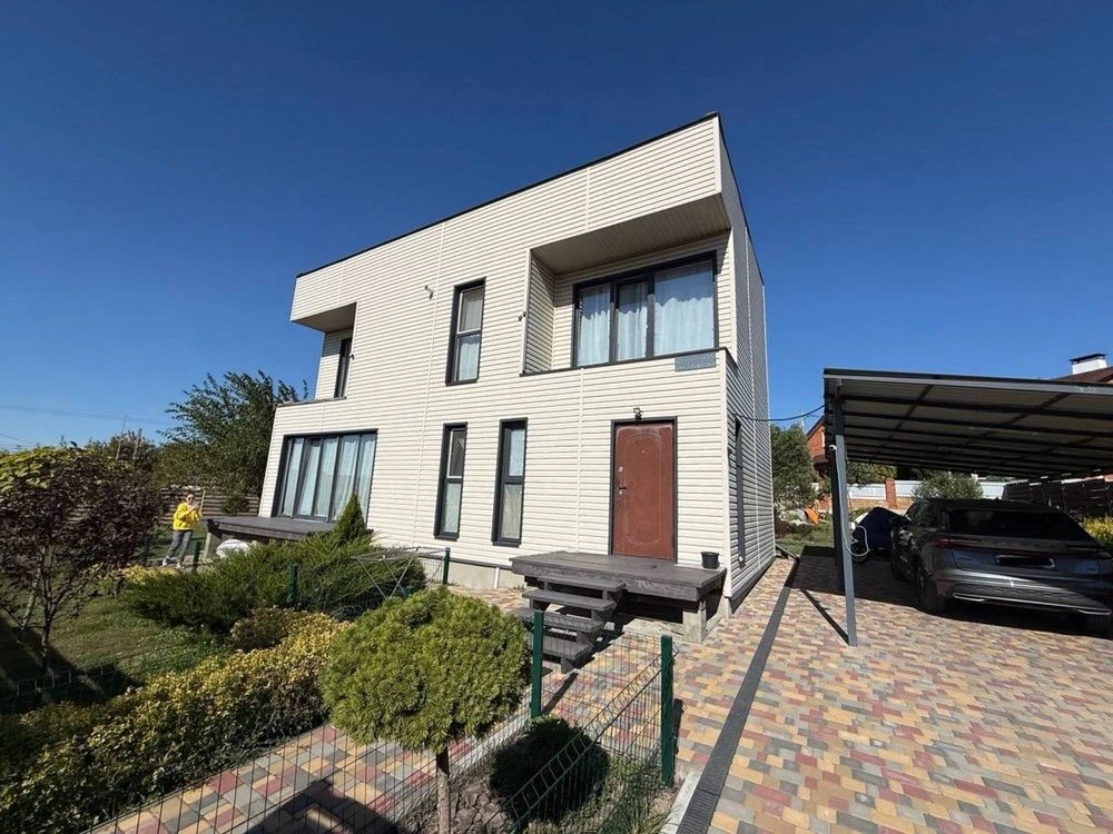 For Sale 2-story house 134.3m2. Plot 10 acres Dnepr Street Tatar