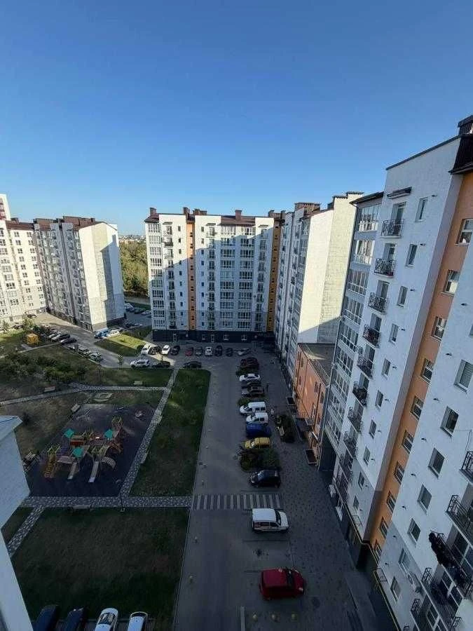 RENTED 2-room apartment with kitchenette