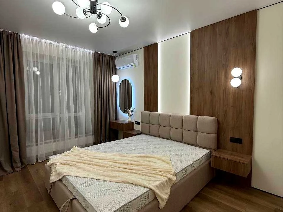 Apartment. Ivano-Frankivsk, Hetman Mazepyi Street.