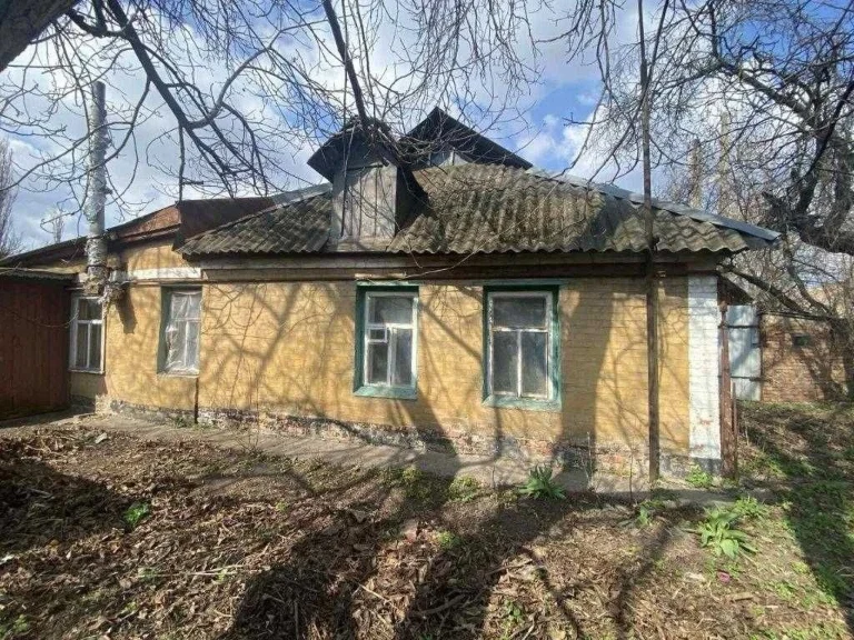 For sale part of a house in Kyiv district