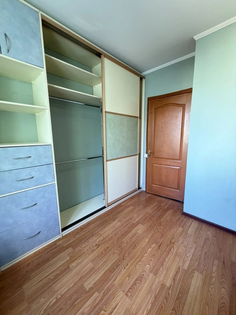 Продается 3-комнатная квартира в Куликове и Гудачеке