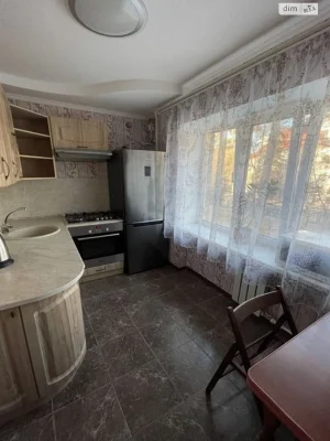 Long Term Rental Apartment, Akademistche
