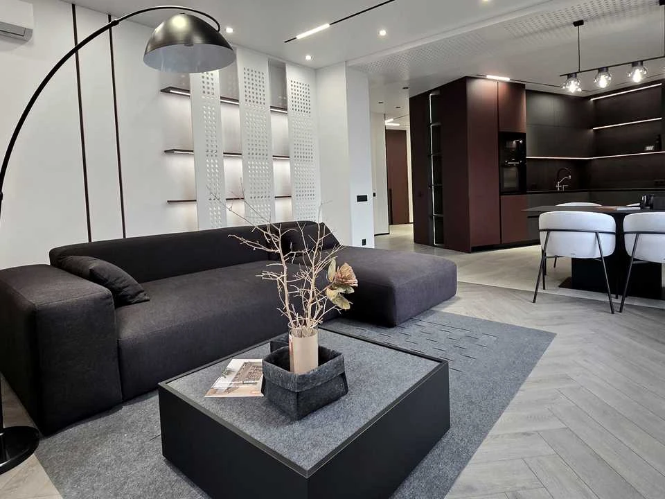 Квартира. Михайла Бойчука, 79 м²