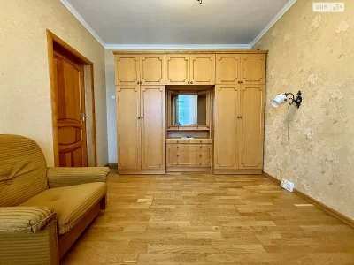 Long-Term Rental Apartment Troyeshchyna