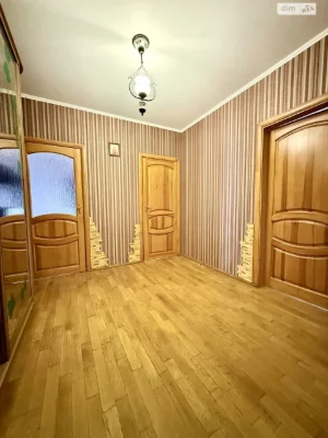 Long-Term Rental Apartment Troyeshchyna