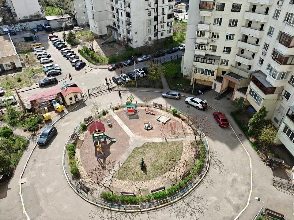 Квартира. Київ, Миколи Бажана просп.