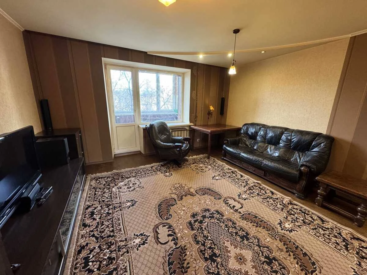 For sale 3-room apartment, Kyiv, Holosiiv, Lomonosov Street, 24
