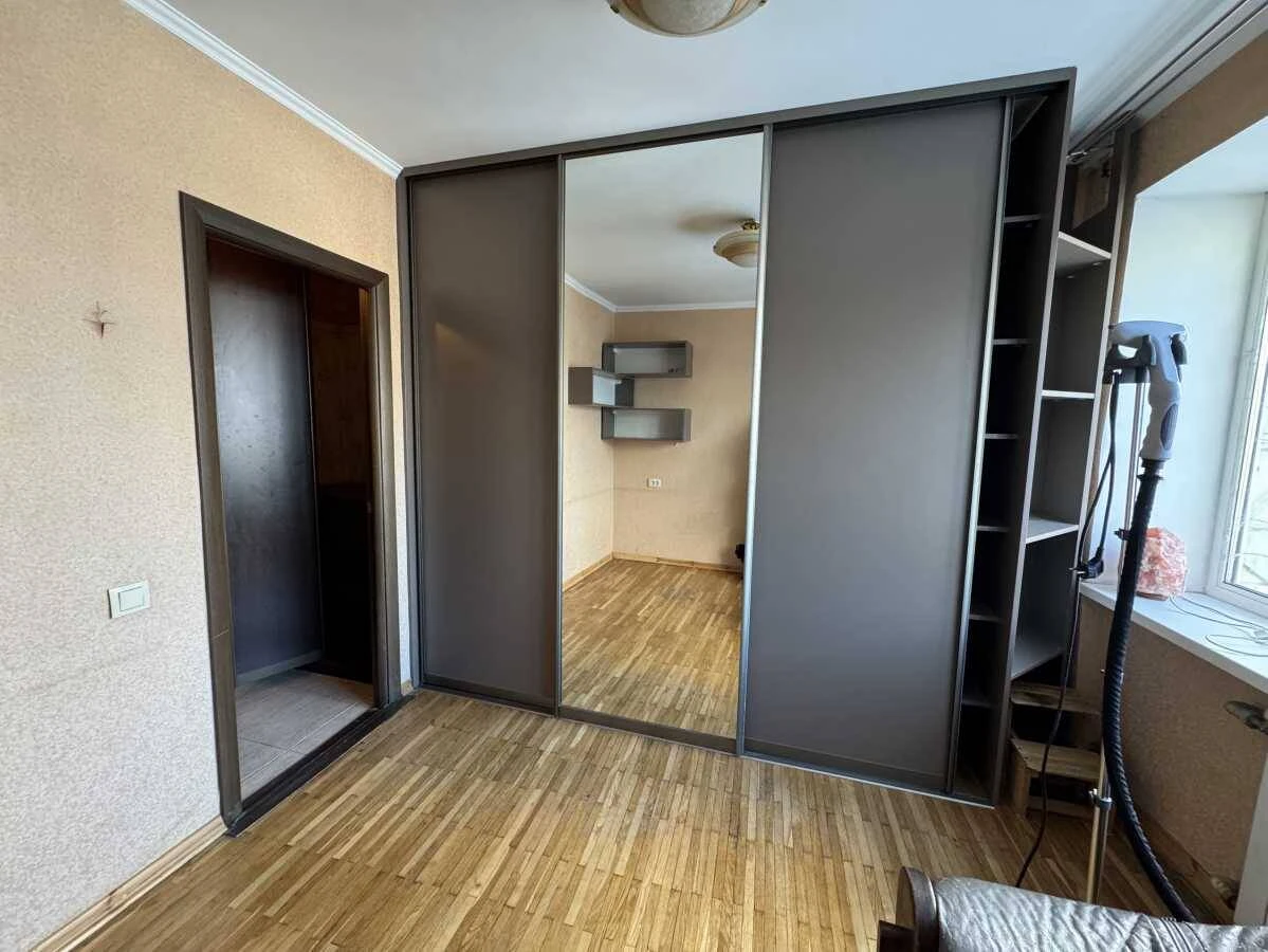 For sale 3-room apartment, Kyiv, Holosiiv, Lomonosov Street, 24