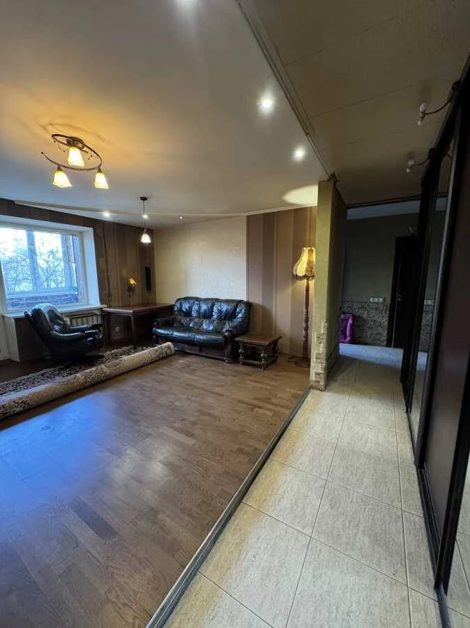 For sale 3-room apartment, Kyiv, Holosiiv, Lomonosov Street, 24