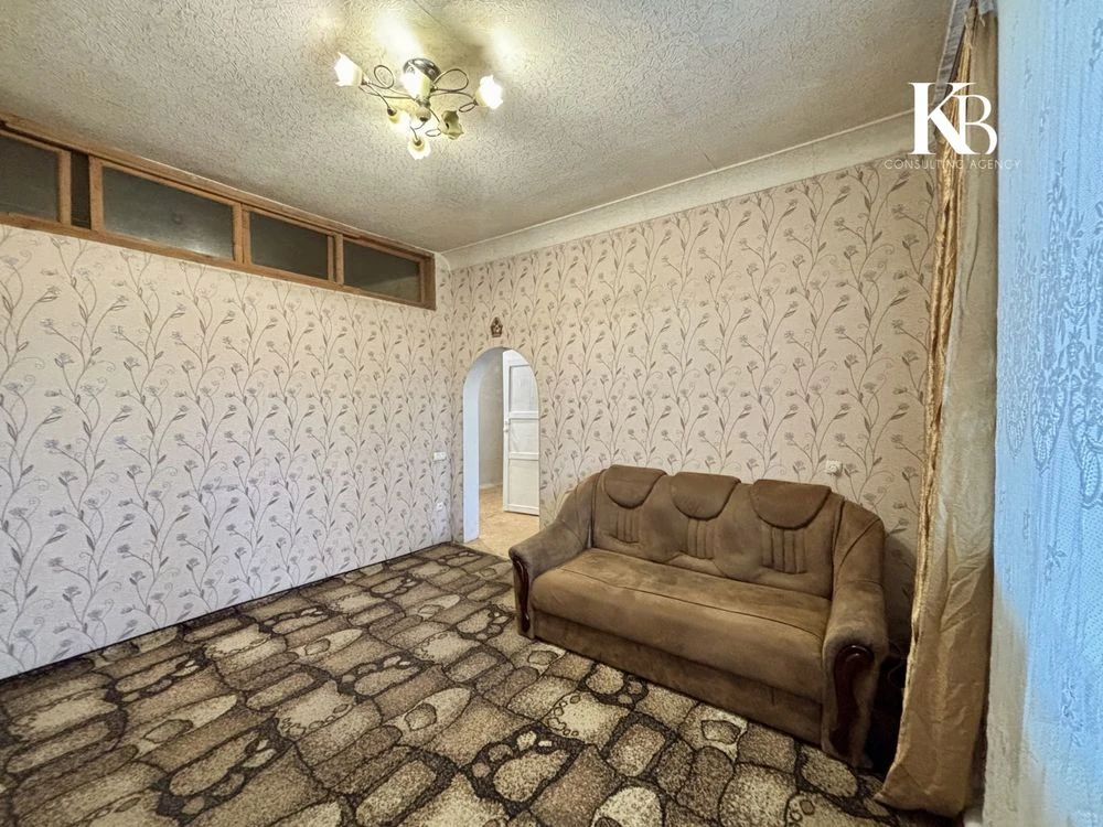 Продам 2 к. квартиру пр. Мазепы 54 кв.м Комнаты раздельные
