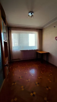 4-комнатная квартира| 83 м²| три балкона