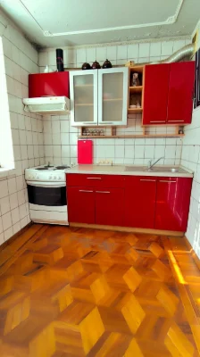 4-комнатная квартира| 83 м²| три балкона