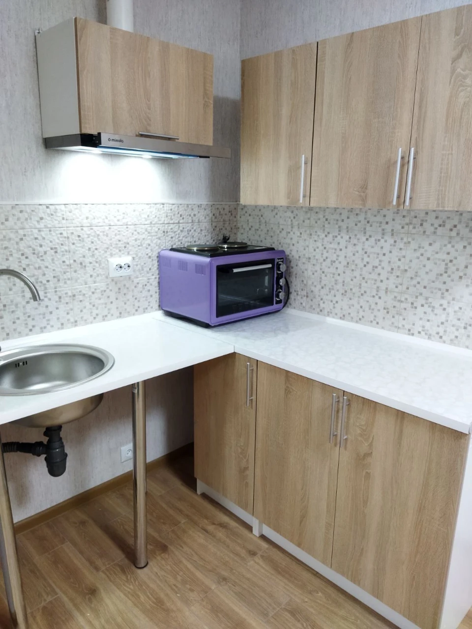 For Sale: 2-bedroom apartment in a new building in the Ptitka residential complex near Akimova metro station.