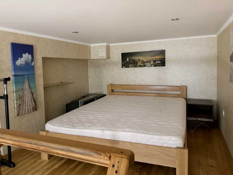 Apartment. Kharkiv, Aerocosmic Avenue.