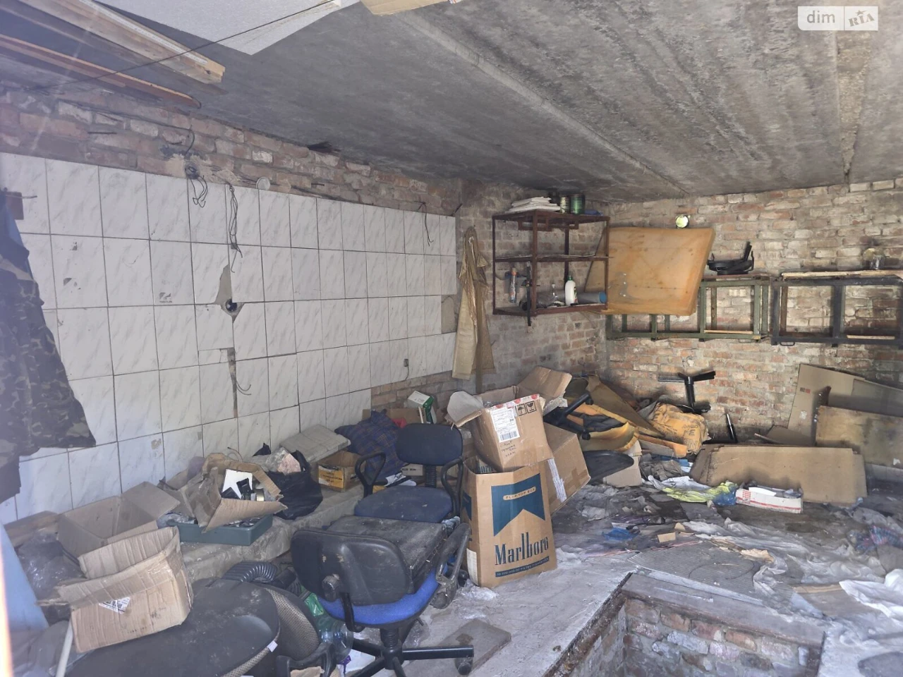Продаж Місце в гаражному кооперативі 1-ша міська лікарня