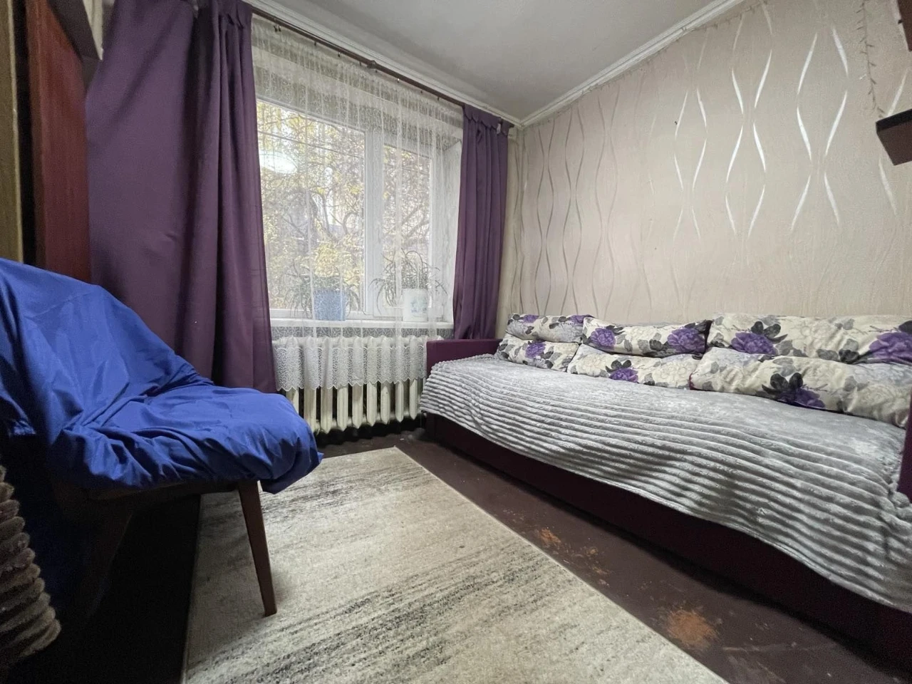 Продам 3 кім  центр Короленка - можна під комерцію