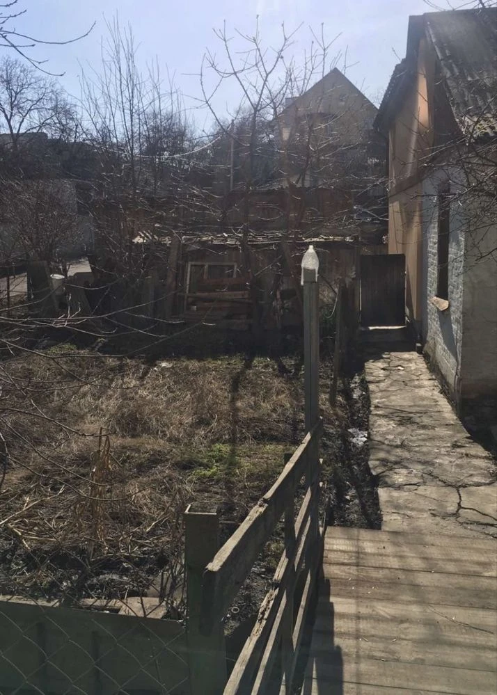 Part of a house on Verbova Street