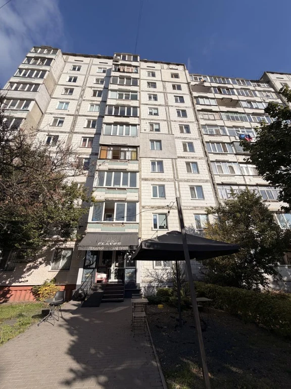 Sale of a 1-room apartment on St. Yeskova | Renovation