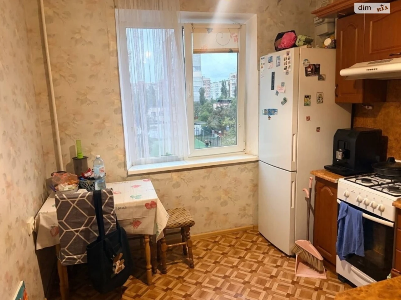 Long-Term Rental Apartment Dniprovsky