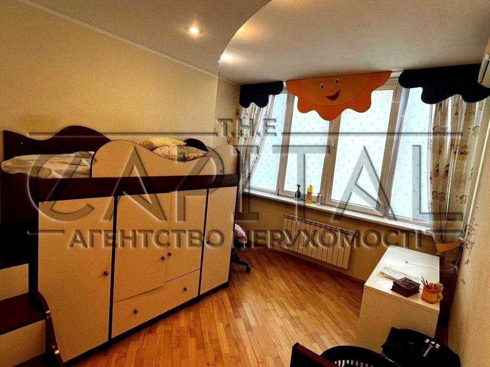 Apartment. Kyiv, Antonovych Street.