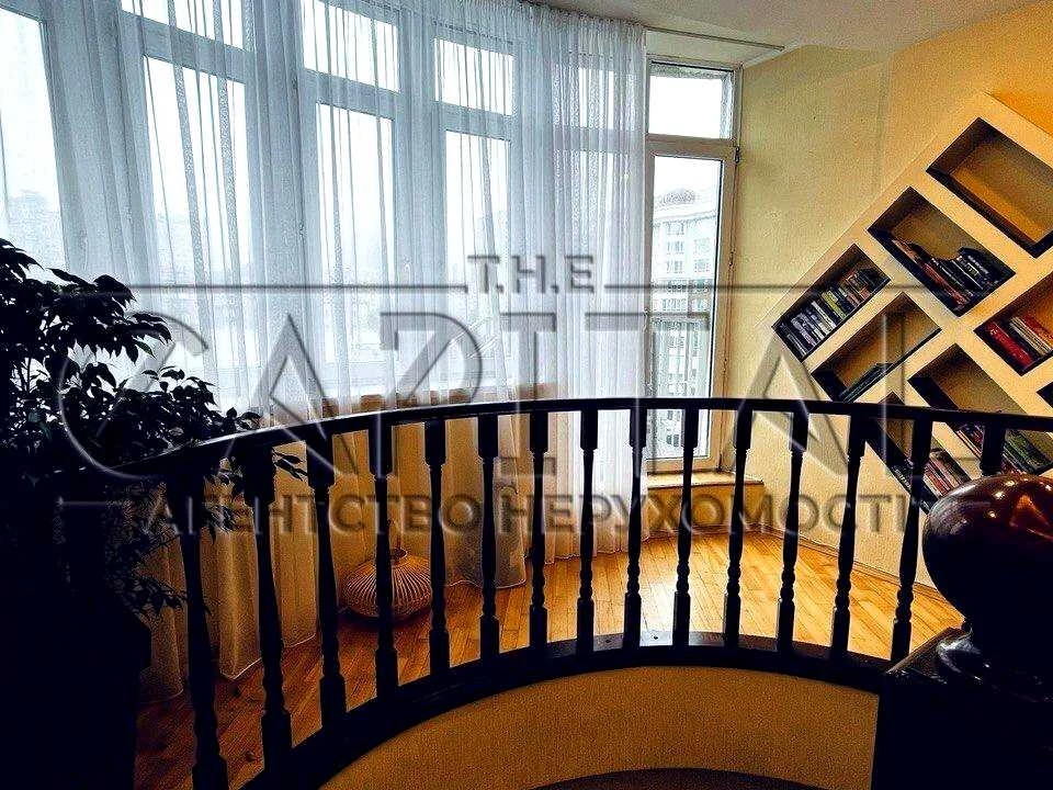 Apartment. Kyiv, Antonovych Street.