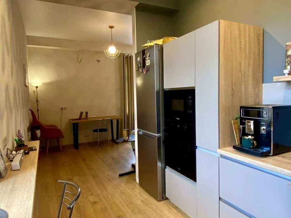 Apartment. John McKenna St., Kyiv