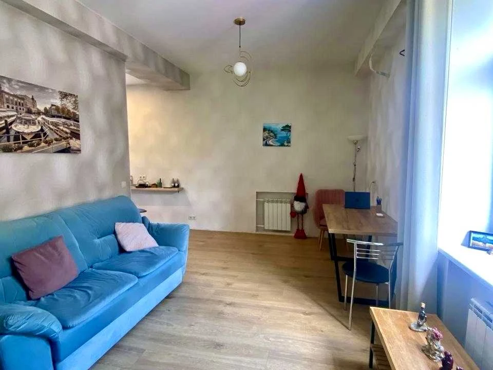 Apartment. John McKenna St., Kyiv