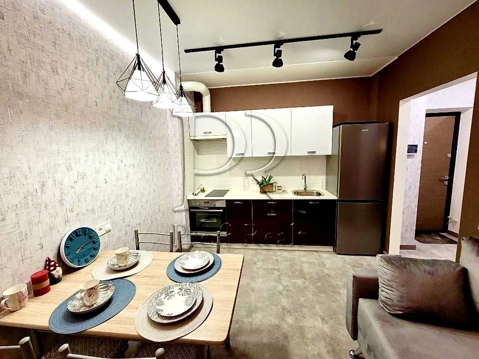 Apartment. Kyiv, Salutna St.