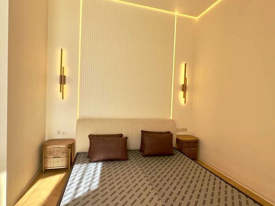 Apartment. Kyiv, Mykhayla Boychuka Street.