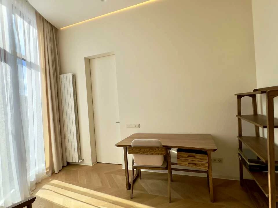 Apartment. Kyiv, Mykhayla Boychuka Street.