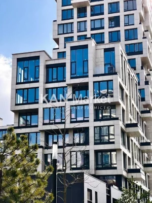 Продаж 2к квартири 91,5 м² на 5-му поверсі в