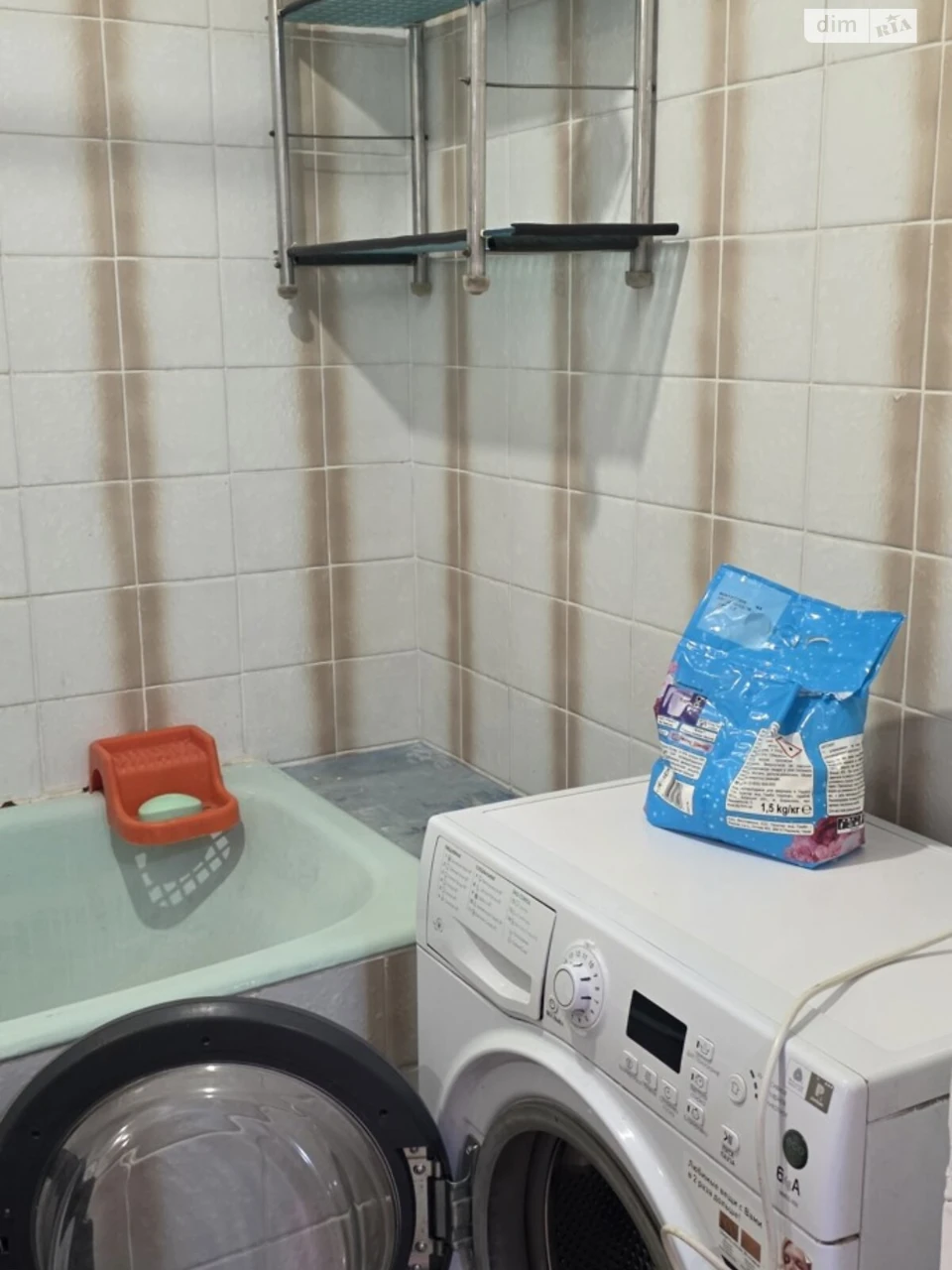 Sale: 3-room Apartment in Kulparkiv