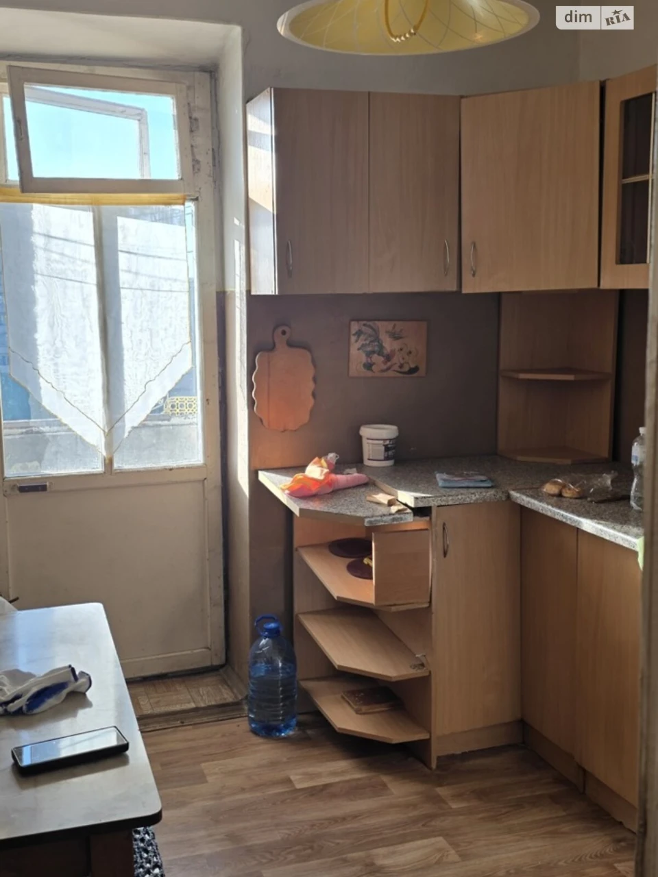 Sale: 3-room Apartment in Kulparkiv