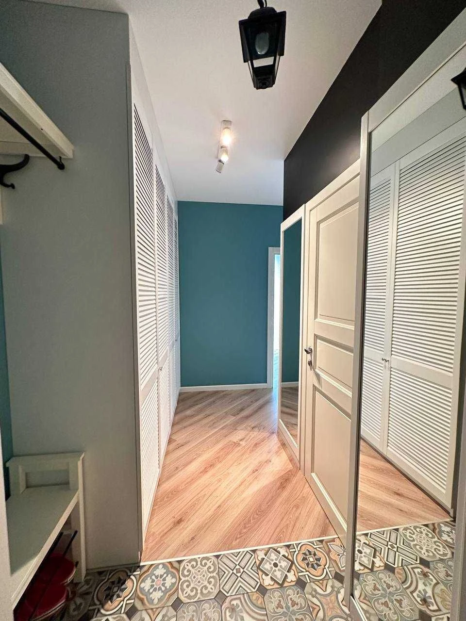 Sale of 1-room apartment WITHOUT commission in residential complex Komfort Town, St. Regener
