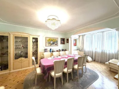 Продаж 4-к квартири 116,6 м2 200 м метро Дарниця |Якісний ре