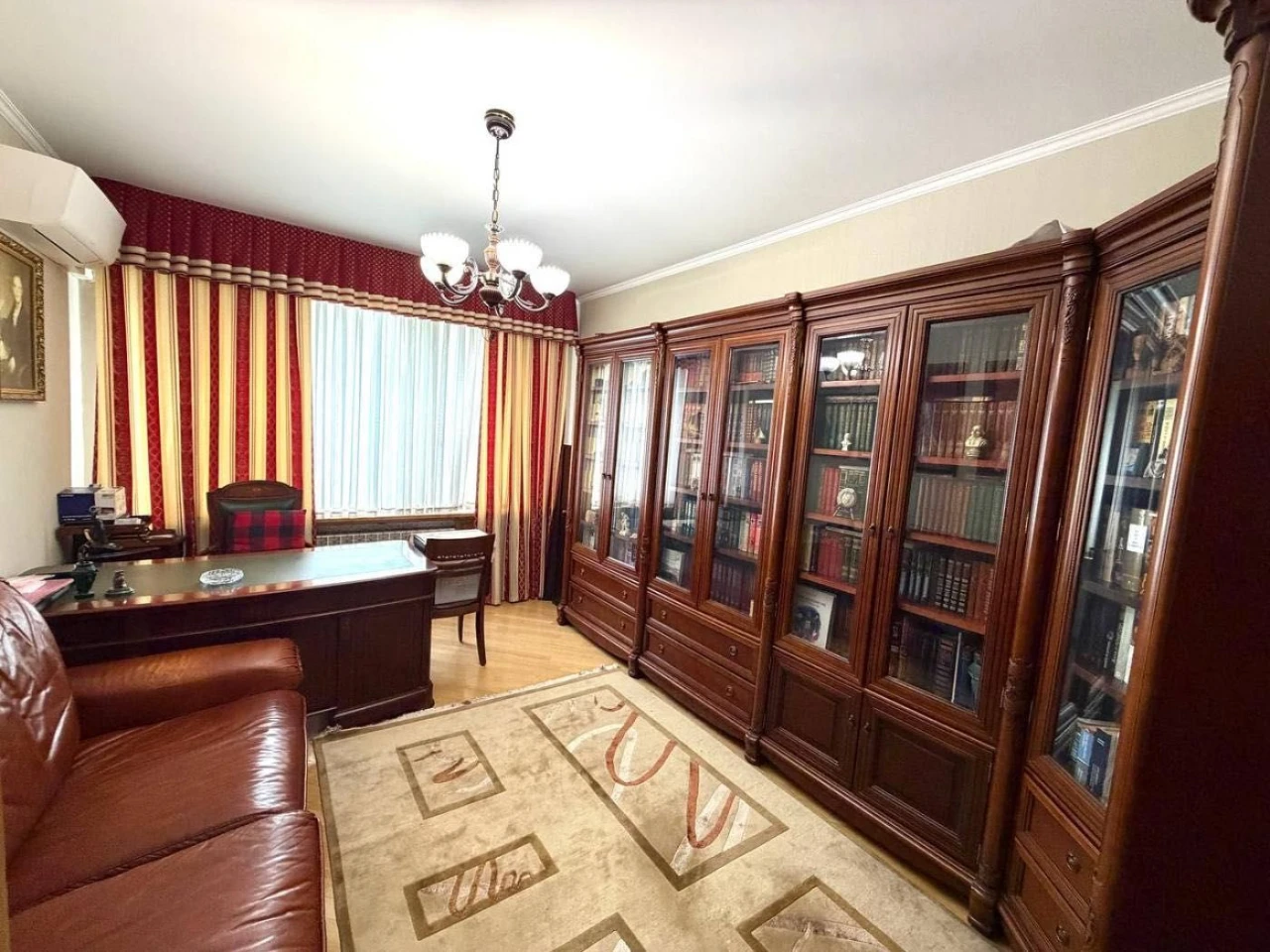 Продаж 4-к квартири 116,6 м2 200 м метро Дарниця |Якісний ре