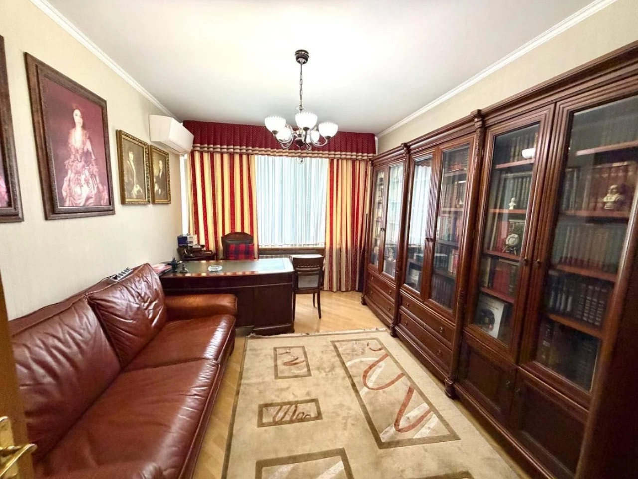 Продаж 4-к квартири 116,6 м2 200 м метро Дарниця |Якісний ре