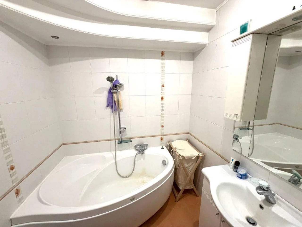 Продаж 4-к квартири 116,6 м2 200 м метро Дарниця |Якісний ре
