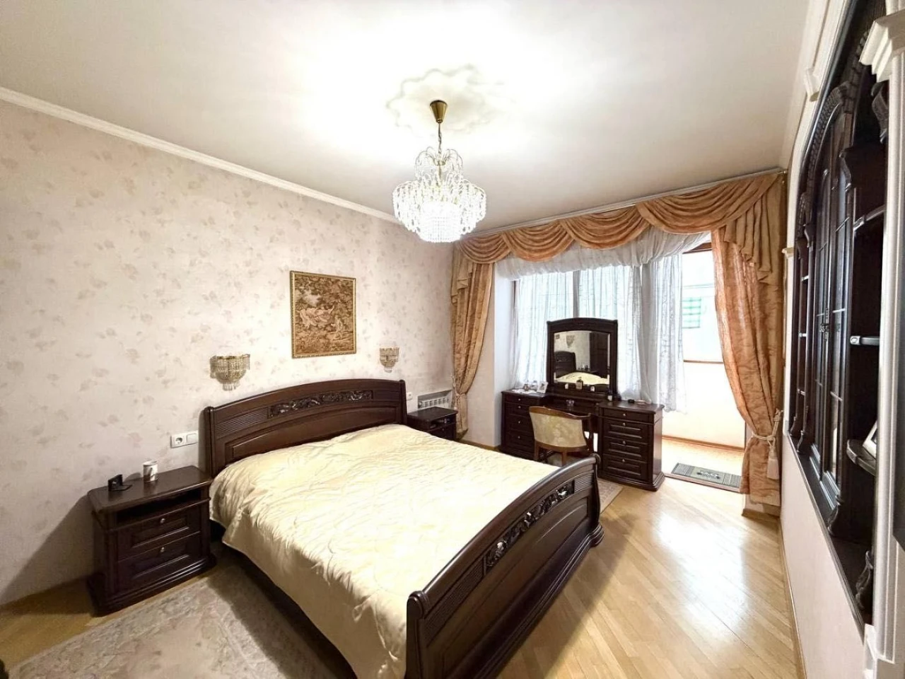 Продаж 4-к квартири 116,6 м2 200 м метро Дарниця |Якісний ре
