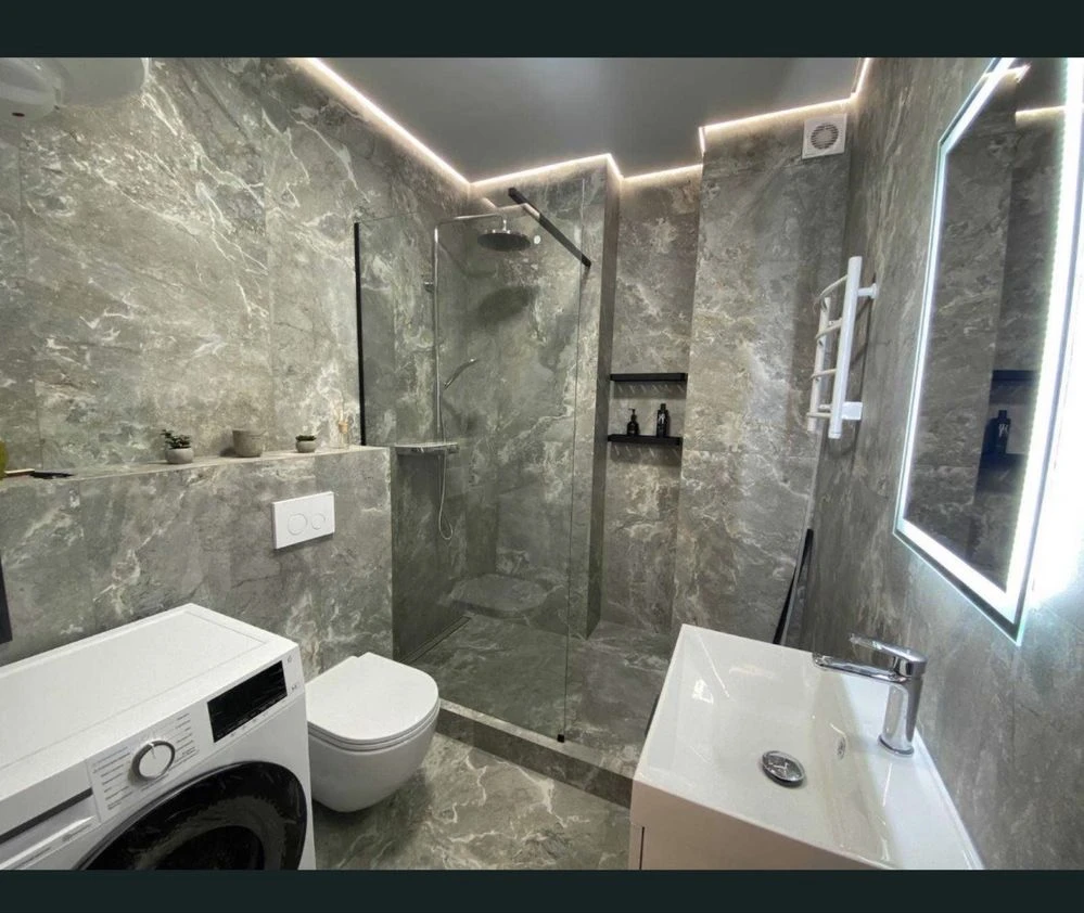 Sale of 1-room apartment in the Respublika residential complex, Respublika Kistiakivs'k