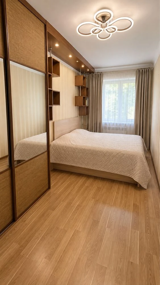 3 rooms (57 sq m) with renovation Gavela/ Guzar/ Vydradnyi/ Solomyanka/