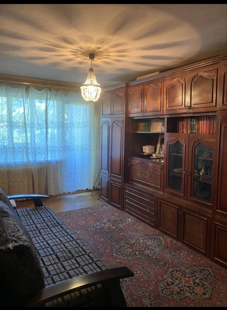 For sale 3-room apartment 64 sq.m. Prospect Yubileyny 94