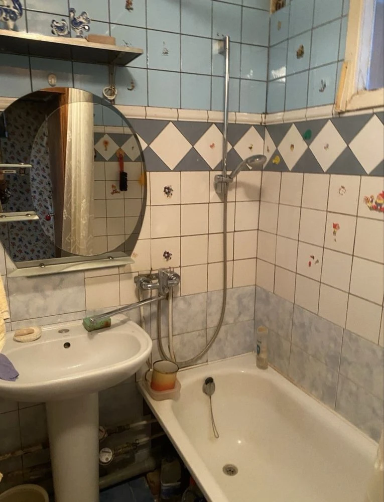 For sale 3-room apartment 64 sq.m. Prospect Yubileyny 94
