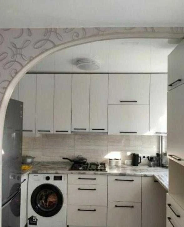 For sale 2-room apartment in the area of Одеської