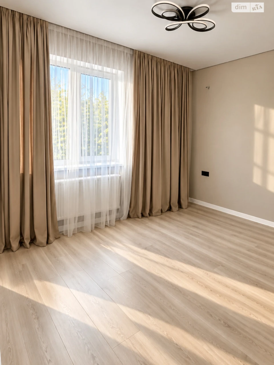Sale of Townhouse in Zamostya