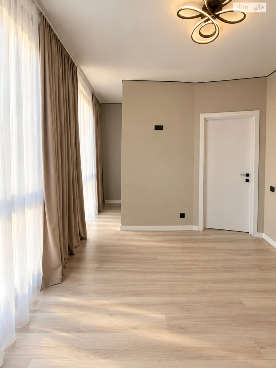 Sale of Townhouse in Zamostya