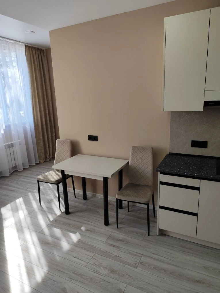 Продается новая квартира Сергея Мартина, 4б