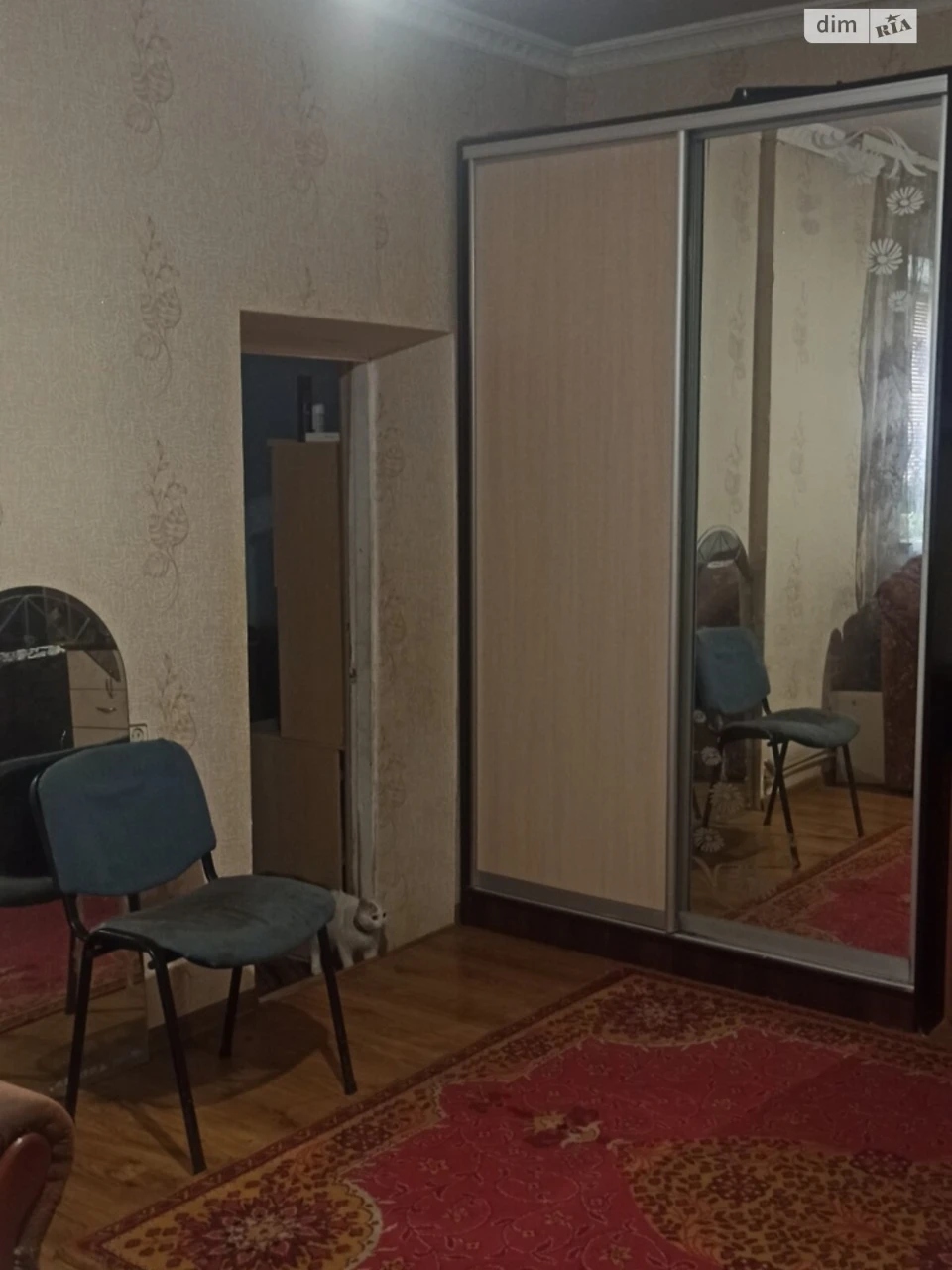 Sale of Part of a House, Cooperative Grain
