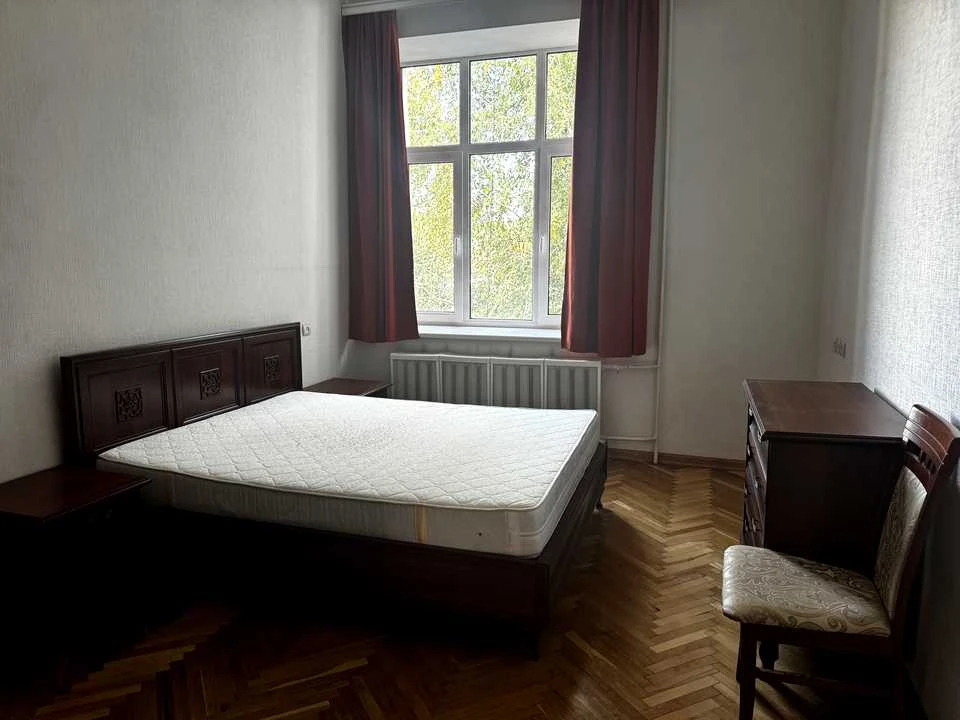 Apartment. Kyiv, Kostantynivska St.