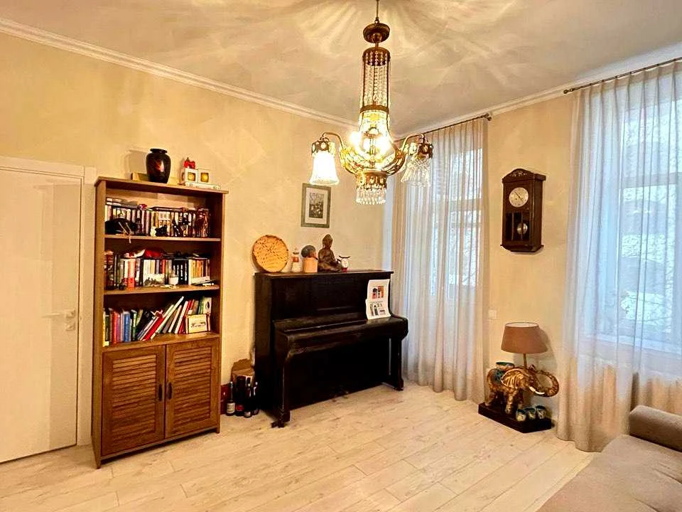 Квартира. Київ, Полтавська вул.